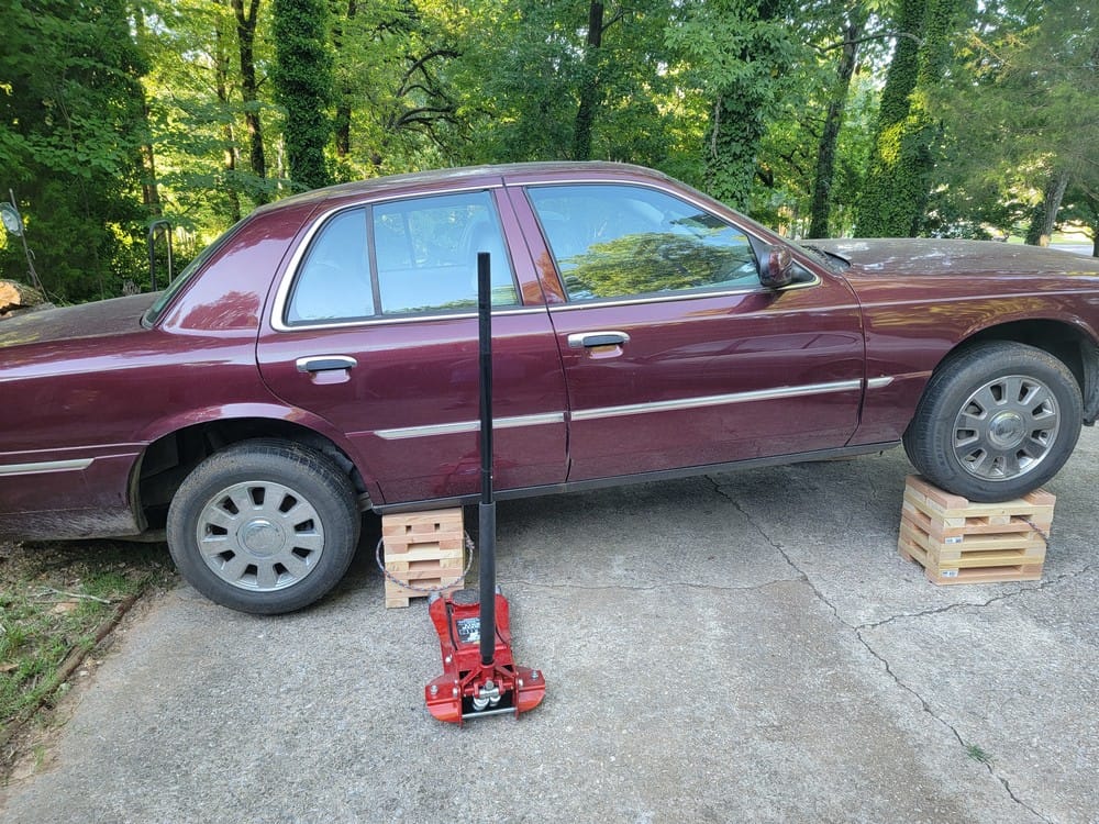 2005 Marquis Transmission Removal